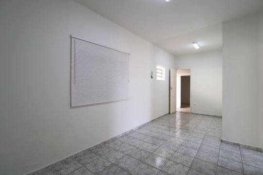 Casa para alugar com 3 quartos, 200m² em Nossa Senhora Aparecida, Uberlândia