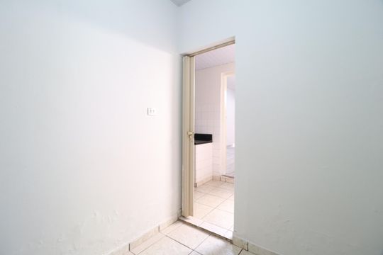 Dispensa/Despejo de casa para alugar com 3 quartos, 200m² em Nossa Senhora Aparecida, Uberlândia