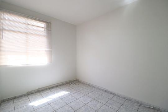 Quarto 1 de casa para alugar com 3 quartos, 200m² em Nossa Senhora Aparecida, Uberlândia