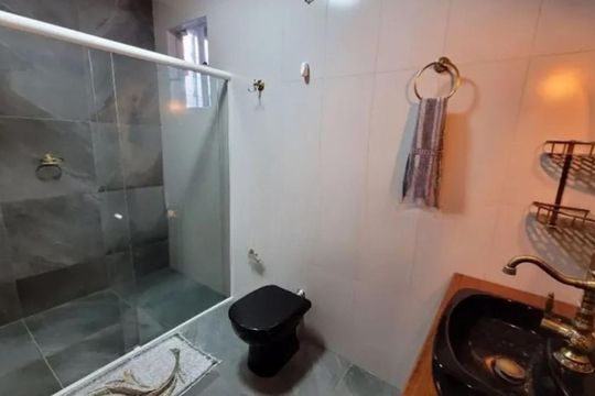 Banheiro de casa para alugar com 3 quartos, 500m² em Jardim Cidade de Florianopolis, São José