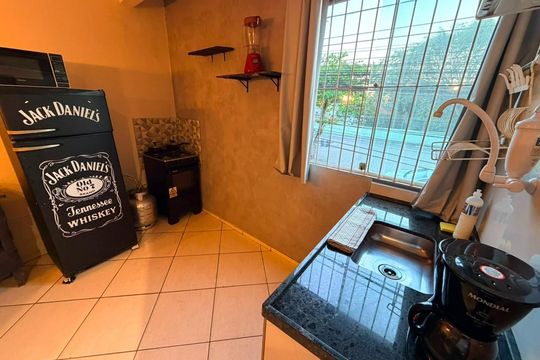 Cozinha de kitnet/studio para alugar com 1 quarto, 30m² em Parque Jardim Carioca, Campos dos Goytacazes