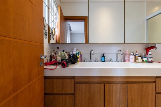 Banheiro de casa à venda com 3 quartos, 105m² em Sumaré, São Paulo