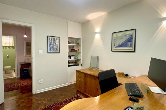 Escritório de apartamento à venda com 3 quartos, 192m² em Cerqueira César, São Paulo