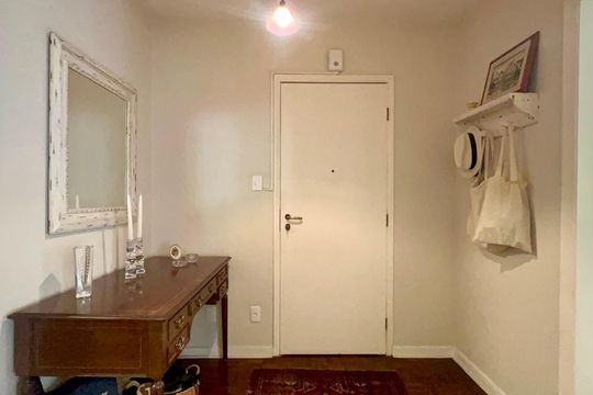 Hall social de apartamento à venda com 3 quartos, 192m² em Cerqueira César, São Paulo