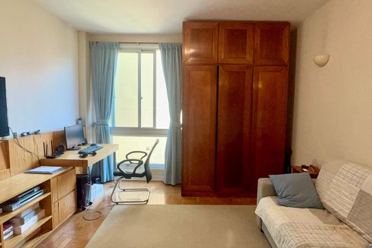 Quarto 1 de apartamento à venda com 3 quartos, 192m² em Cerqueira César, São Paulo