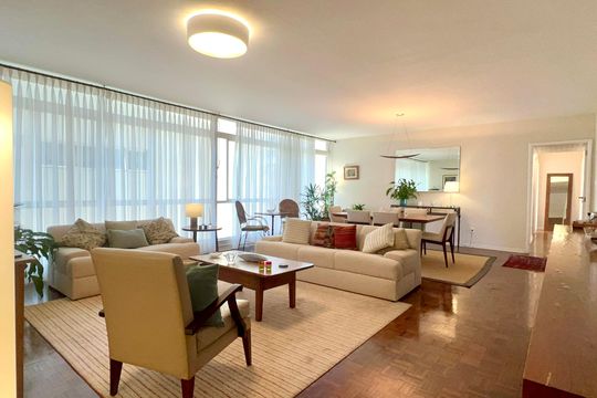 Apartamento à venda com 3 quartos, 192m² em Cerqueira César, São Paulo