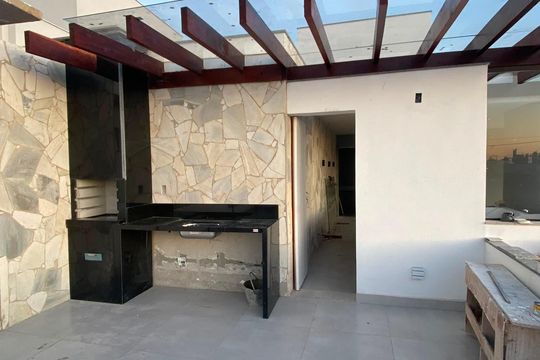 Área externa de casa de condomínio para alugar com 3 quartos, 300m² em Parque dos Rodoviários, Campos dos Goytacazes