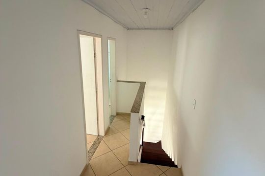 Corredor de casa para alugar com 2 quartos, 106m² em Parque rio branco, Campos dos Goytacazes