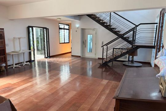 Casa à venda com 5 quartos, 697m² em Butantã, São Paulo
