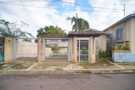 Fachada de kitnet/studio para alugar com 1 quarto, 20m² em Vila Nova, Novo Hamburgo