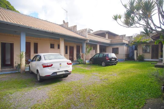Garagem de kitnet/studio para alugar com 1 quarto, 20m² em Vila Nova, Novo Hamburgo