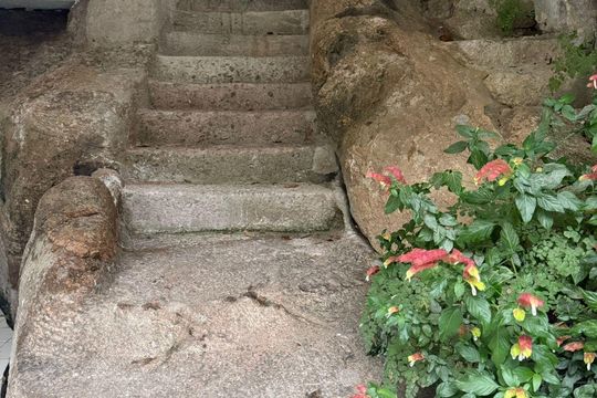 Área externa de casa para alugar com 5 quartos, 1000m² em Joá, Rio de Janeiro