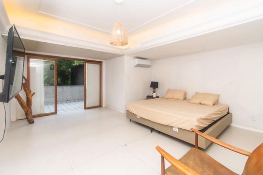 Quarto de casa para alugar com 5 quartos, 1000m² em Joá, Rio de Janeiro