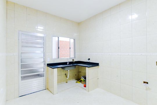 Cozinha de casa para alugar com 3 quartos, 100m² em Jardim Sao Joao, Guarulhos
