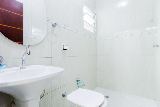 Banheiro Social de casa para alugar com 3 quartos, 100m² em Jardim Sao Joao, Guarulhos