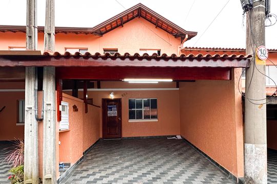 Fachada da Casa de casa de condomínio para alugar com 3 quartos, 77m² em Jardim das Quatro Marias, São Bernardo do Campo