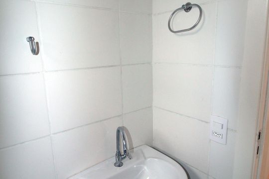 Banheiro de apartamento à venda com 2 quartos, 45m² em Irajá, Rio de Janeiro