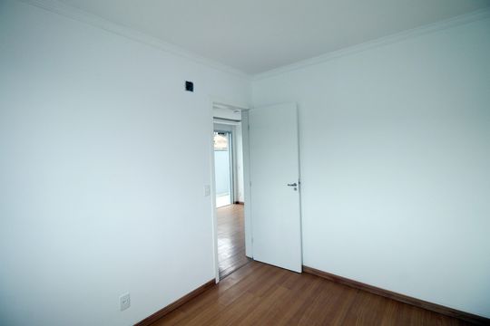 Quarto 1 de apartamento à venda com 2 quartos, 45m² em Irajá, Rio de Janeiro