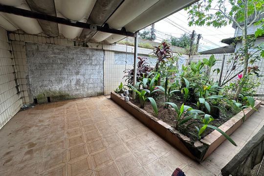 Garagem de casa para alugar com 4 quartos, 300m² em Vila Cascatinha, São Vicente
