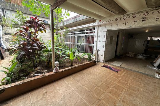 Garagem de casa para alugar com 4 quartos, 300m² em Vila Cascatinha, São Vicente