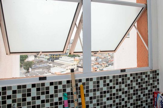 Área de Serviço de apartamento para alugar com 2 quartos, 44m² em Canhema, Diadema