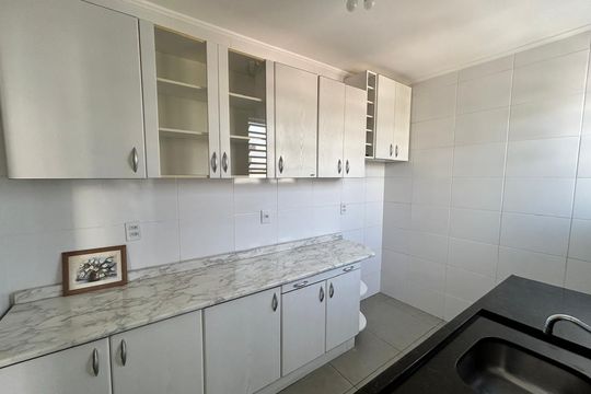 Cozinha de apartamento à venda com 4 quartos, 75m² em Petrópolis, Porto Alegre