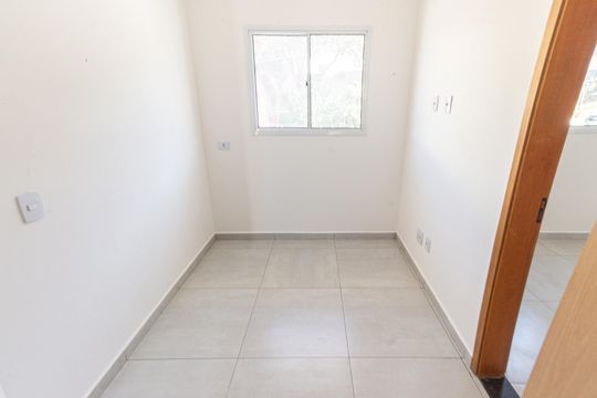 Apartamento para alugar com 2 quartos, 39m² em Vila Bertioga, São Paulo