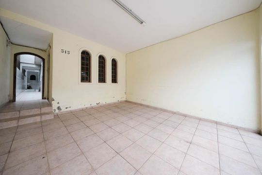 Garagem de casa para alugar com 2 quartos, 70m² em Jardim Arize, São Paulo