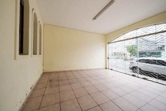 Garagem de casa para alugar com 2 quartos, 70m² em Jardim Arize, São Paulo