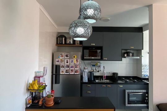 Sala - Cozinha de apartamento à venda com 2 quartos, 45m² em Helena Maria, Osasco