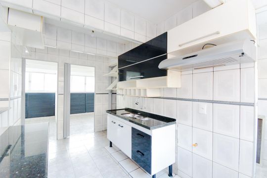 Cozinha de apartamento para alugar com 3 quartos, 68m² em Parque Cecap, Guarulhos