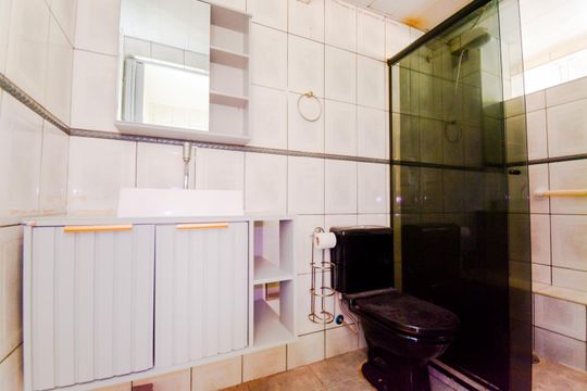 Banheiro de apartamento para alugar com 3 quartos, 68m² em Parque Cecap, Guarulhos