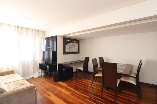 Apartamento para alugar com 2 quartos, 80m² em Costa Azul, Salvador