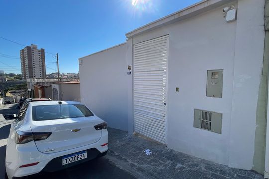Fachada de kitnet/studio para alugar com 1 quarto, 15m² em Cidade São Francisco, São Paulo