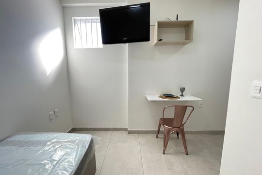 Studio - Quarto/Sala/Cozinha de kitnet/studio para alugar com 1 quarto, 15m² em Cidade São Francisco, São Paulo