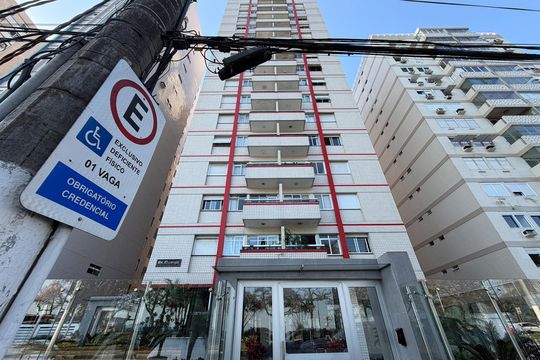Fachada de apartamento para alugar com 1 quarto, 44m² em Boqueirão, Santos