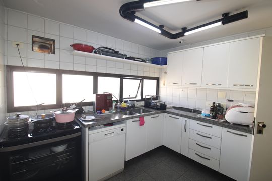 Cozinha de apartamento para alugar com 3 quartos, 254m² em Santana, São Paulo