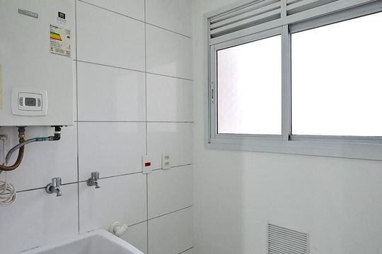 Área de Serviço  de apartamento para alugar com 2 quartos, 73m² em Vila Andrade, São Paulo