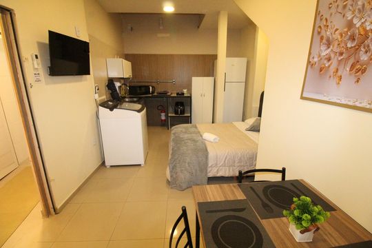 Quarto / Cozinha de kitnet/studio para alugar com 1 quarto, 28m² em Vila Industrial, São José dos Campos