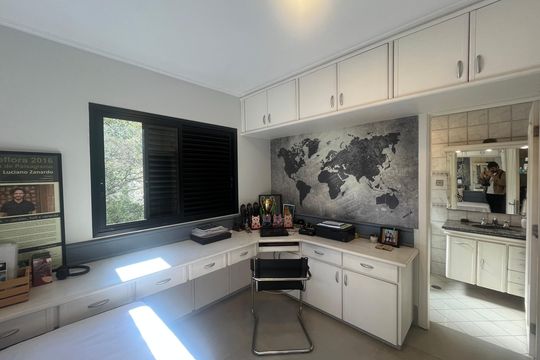 Quarto 1 de apartamento para alugar com 3 quartos, 156m² em Perdizes, São Paulo