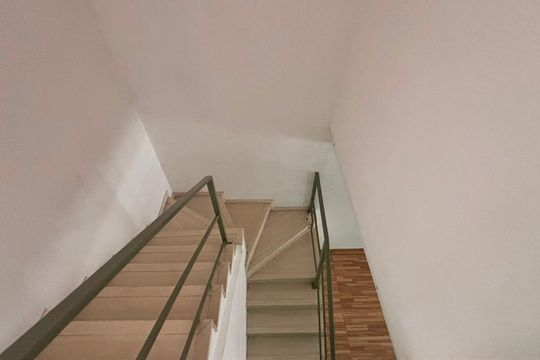 Escada de apartamento para alugar com 2 quartos, 65m² em Granja Viana, Cotia