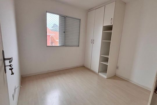 Quarto 1 de apartamento para alugar com 2 quartos, 65m² em Granja Viana, Cotia