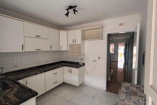 Cozinha de apartamento para alugar com 2 quartos, 65m² em Granja Viana, Cotia