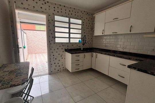 Cozinha de apartamento para alugar com 2 quartos, 65m² em Granja Viana, Cotia