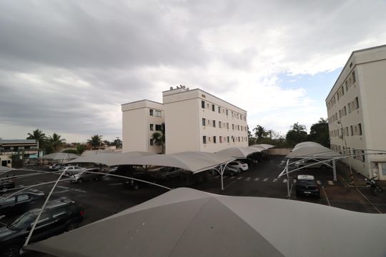 Vista de apartamento para alugar com 2 quartos, 47m² em Jardim Canaã, Uberlândia