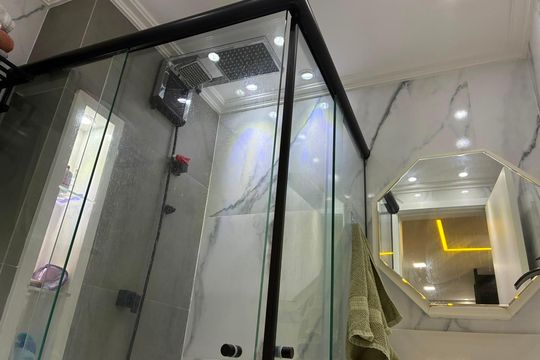 Banheiro de kitnet/studio à venda com 1 quarto, 35m² em Presidente Altino, Osasco