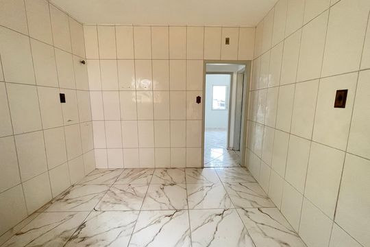 Cozinha de casa para alugar com 3 quartos, 100m² em Jaguaré, São Paulo