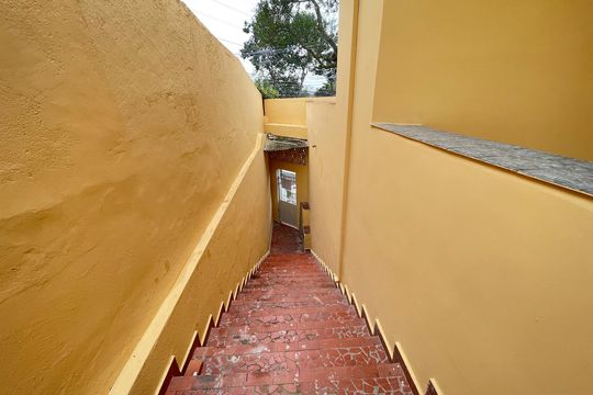 Entrada de casa para alugar com 3 quartos, 100m² em Jaguaré, São Paulo