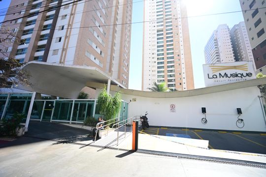 Fachada de apartamento para alugar com 4 quartos, 2m² em Setor Bueno, Goiânia