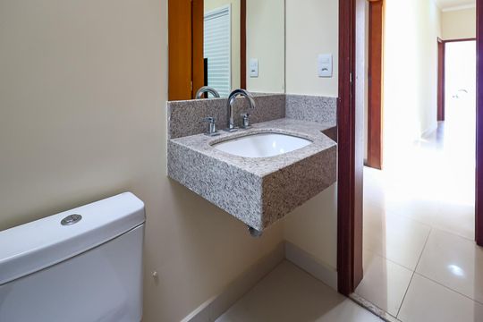 Banheiro social  de apartamento para alugar com 3 quartos, 105m² em Jardim Montreal Residence, Indaiatuba